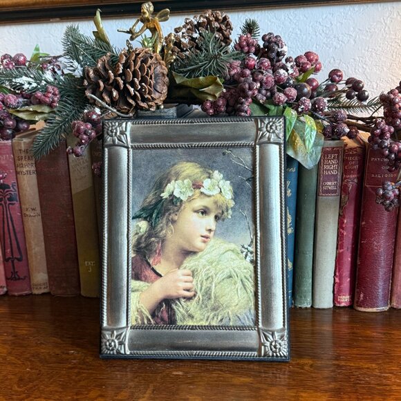 Vintage Silver Frame with Pretty Girl 5 X 7 - Picture 3 of 11
